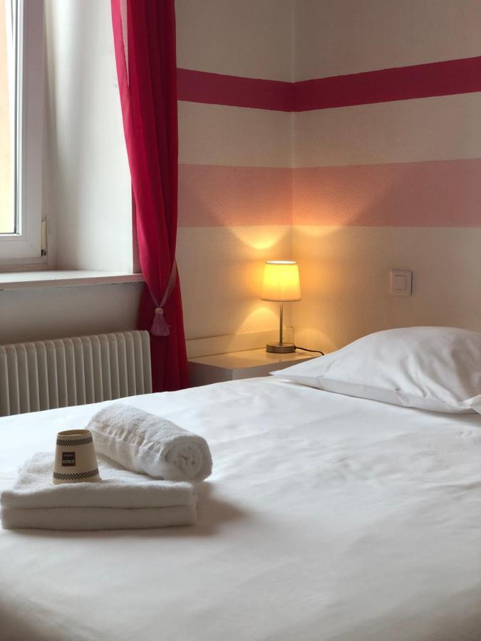 Enzo Hotels Neufchateau By Kyriad Direct ภายนอก รูปภาพ