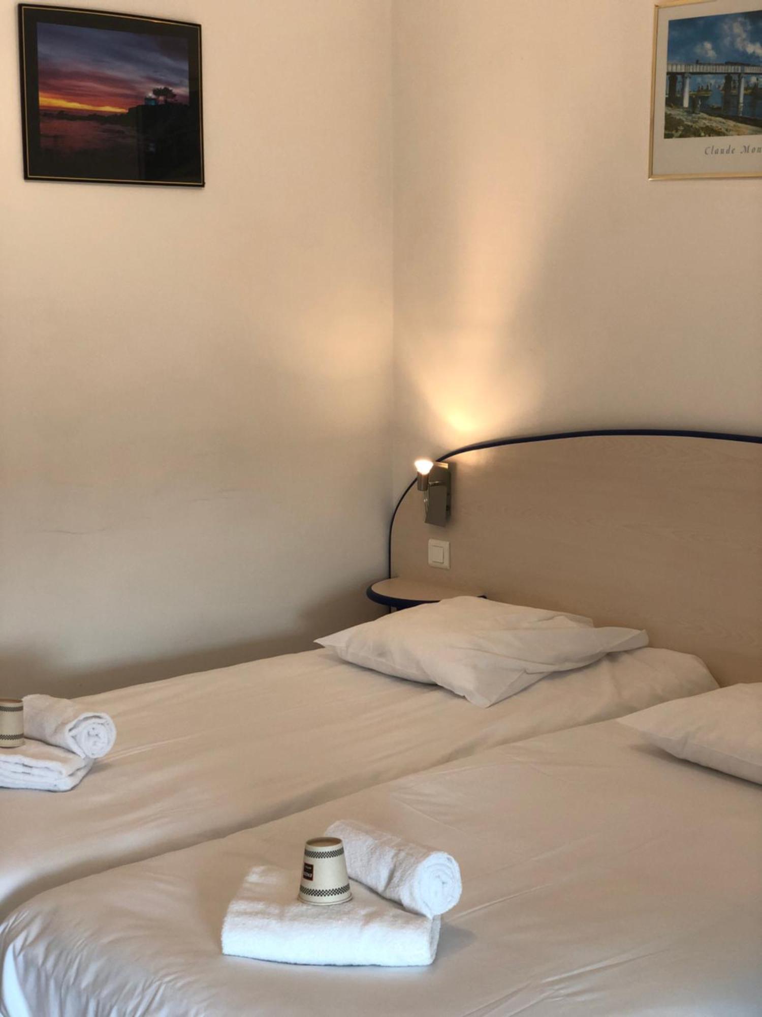 Enzo Hotels Neufchateau By Kyriad Direct ภายนอก รูปภาพ